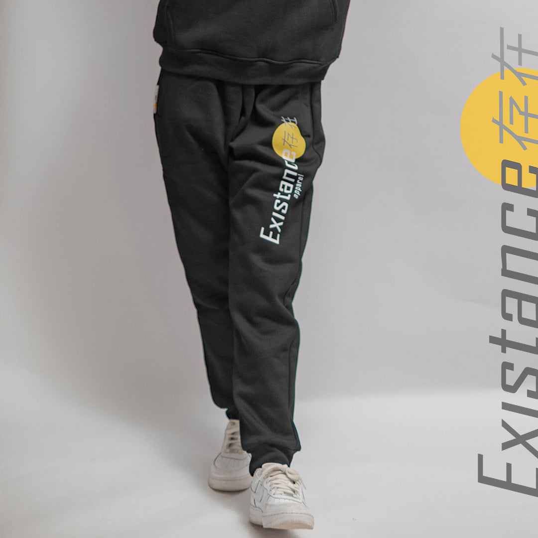 Black sherpa lined joggers(unisex)